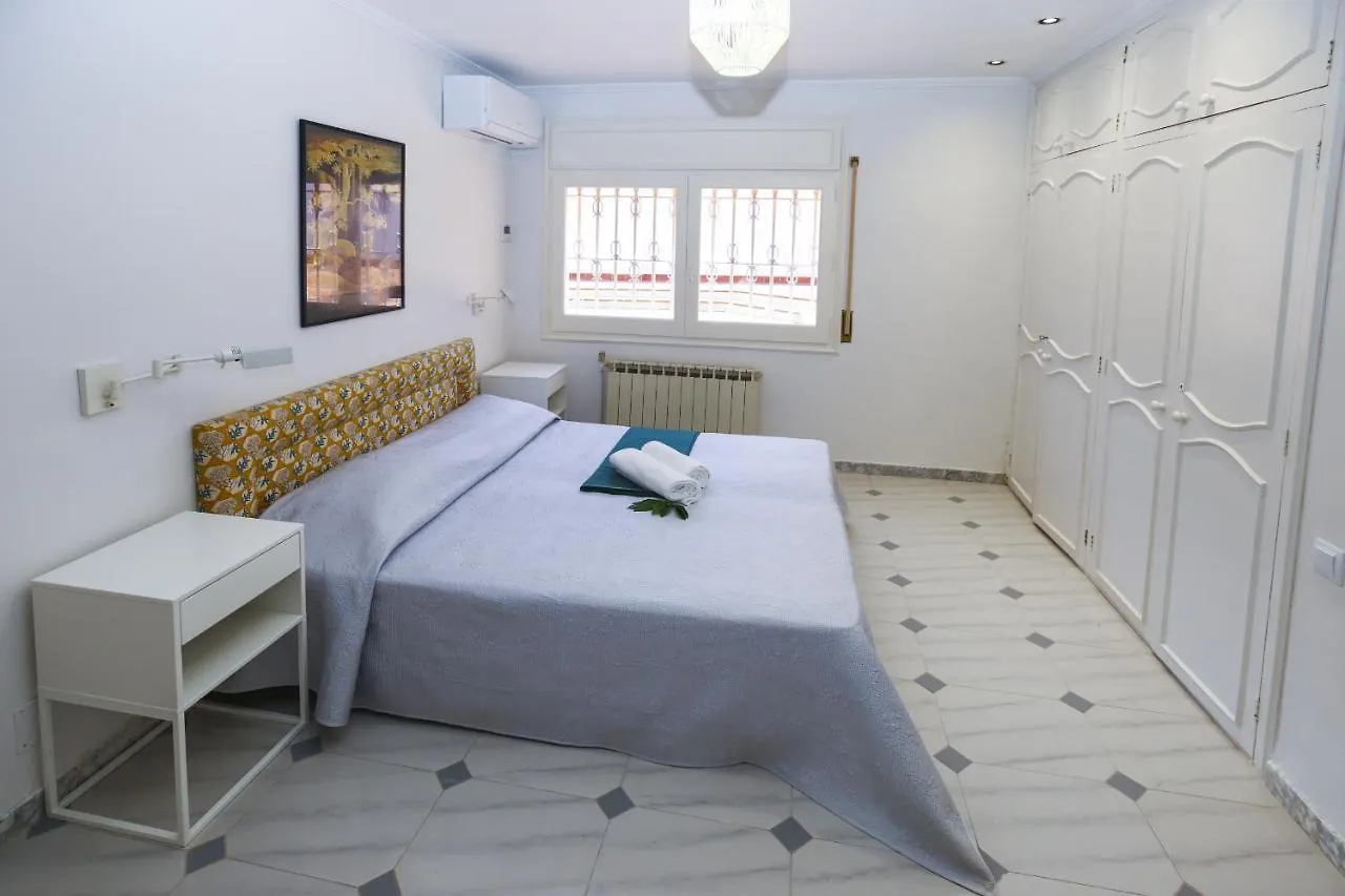 Calma Villa Planetcostadorada Salou Spanje