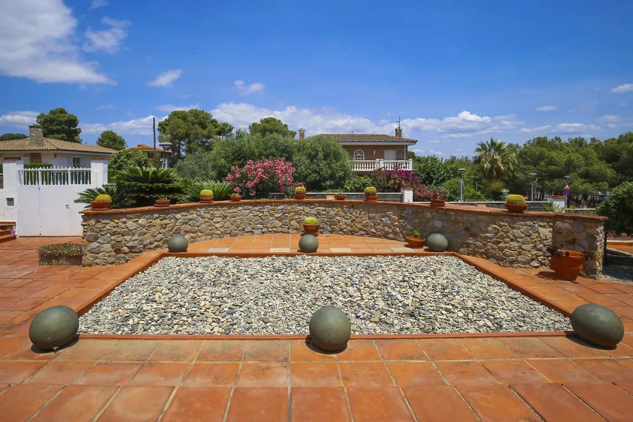 Calma Villa Planetcostadorada Salou Spanje